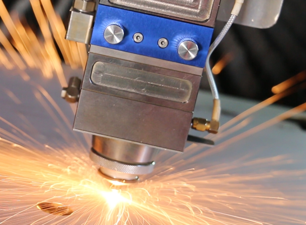 激光切割機可以切割覆膜金屬嗎？